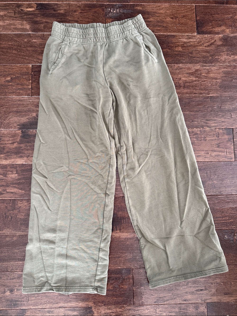 Wide Leg Women's Pants in Olive Green